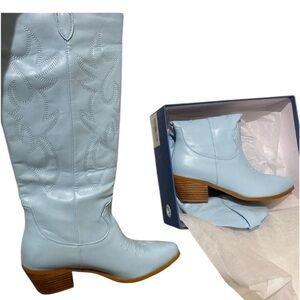 Women’s Blue Cowboy Boots Faux Leather Vegan Size 10 New in Box Catisdra